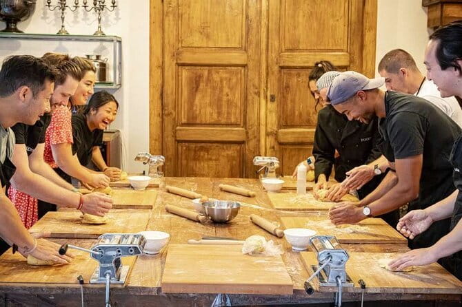3 Hour Florence Pasta Making & Unlimited wine - Market Time in Florence: How Ingredient Choices Shape the Meal