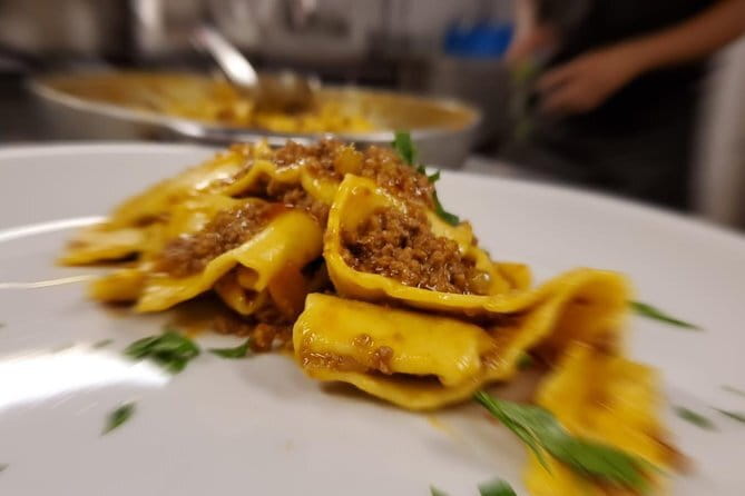 4 - Courses Dinner Interactive Cooking Lesson In Florence - Practical tips to make your evening smoother