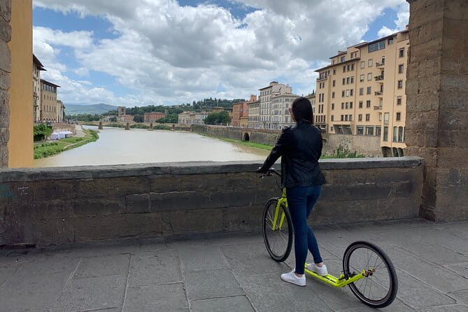 90 min Footbike tour in Florence - Stop 1: Piazza del Duomo and the Duomo Complex, Fast and Focused