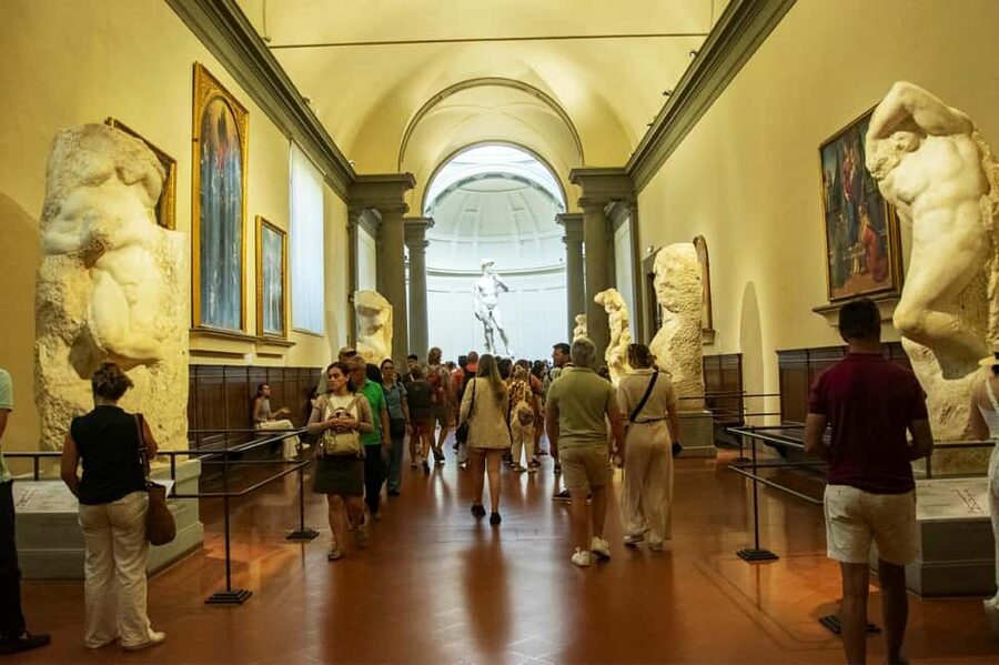Accademia & Michelangelo's David Private Tour - Entering Accademia: David in the Tribuna, Not Just on a Postcard