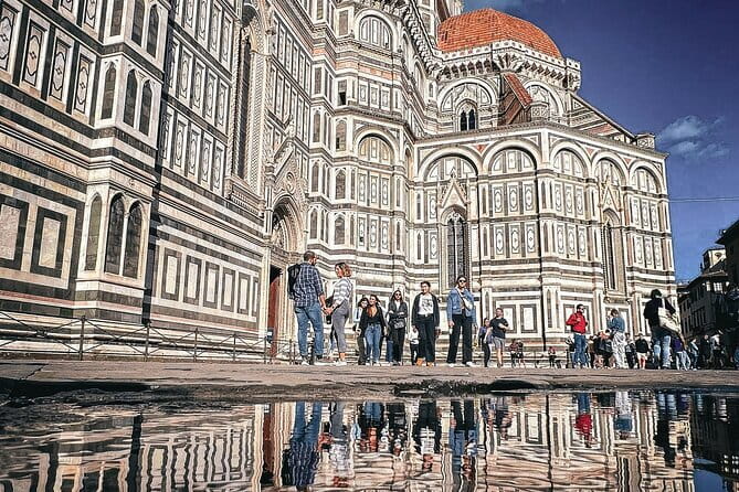 Art, Medicis and Renaissance. Explore Florence with Vincenzo - Santa Maria Novella’s square and the chariot-race surprise
