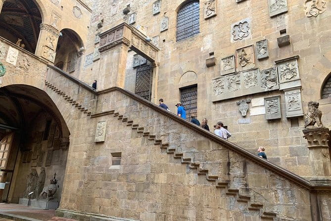 Bargello private tour with a 5-star tour guide - 5 key things about this Bargello private tour