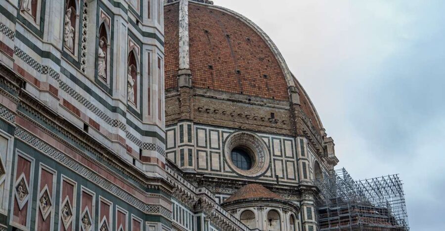 Best of Florence Highlights with private guide - Meet by Dante at Santa Croce, Piazza Santa Croce
