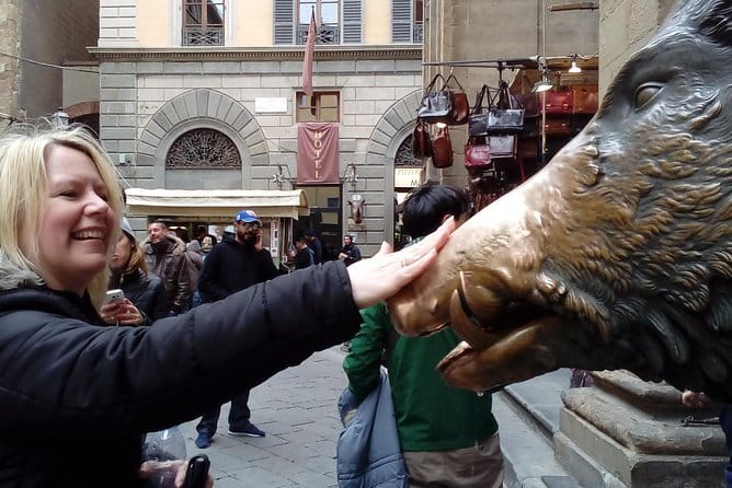 Best of Florence Top-rated Attractions with Private Guide - Piazza del Duomo and the San Lorenzo Finish