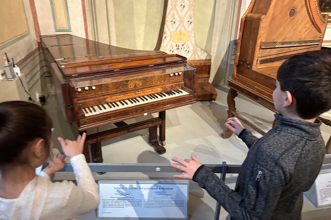 Best of Michelangelo in Florence Tour for Kids with Academy Gallery Fast Access - Piazza Santa Croce: the warm-up that makes the rest make sense