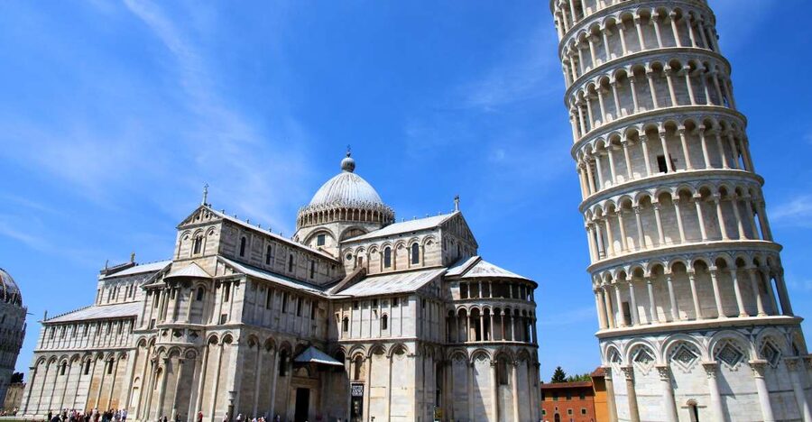 Best of Tuscany Full-Day Scenic Tour from Florence - Pisa on the Square of Miracles: your best photo, your best first-time setup