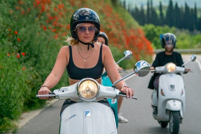 Chianti Vespa Tour with Lunch from Florence & E-car Option - Where You Start in Florence, and How the Day Flows