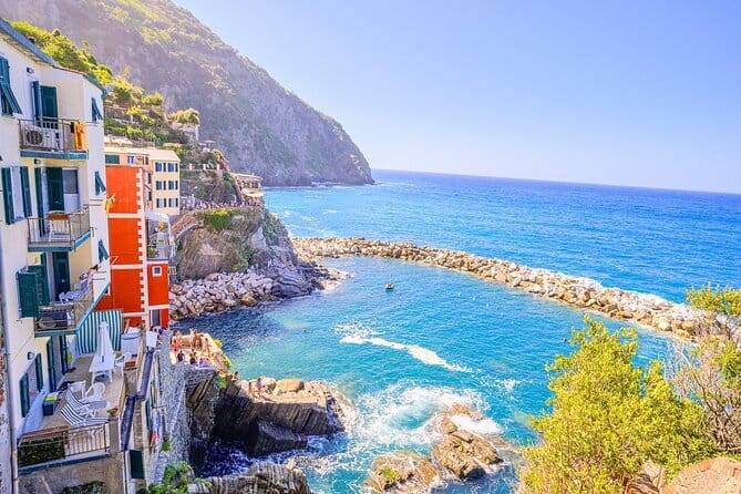 Cinque Terre and Pisa Full Day Tour from Florence - Leaving Florence at 7:00 am: how the day starts (and ends)