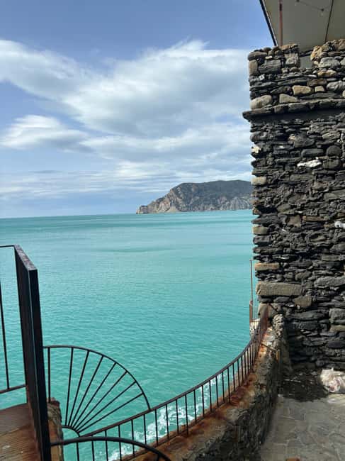 Cinque Terre: Full-Day Private Tour from Florence - Your driver escort: why the guide style matters on a one-day trip