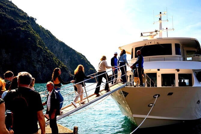 Cinque Terre & Pisa Premium Tour from Florence - A one-day route that fits Cinque Terre and Pisa from Florence