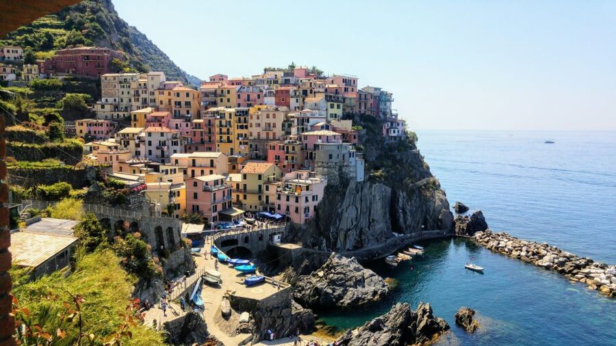 Cinque Terre Private Day Trip from Florence - How your guide helps in the real world (not just in theory)