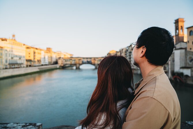 Classic Photoshoot in Florence - Coaching That Helps You Look Comfortable, Not Performative