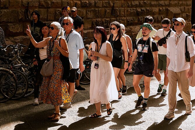 Combo Florence: Walking Tour with the the Accademia Gallery Tour - Palazzo Pitti and Piazza Santo Spirito, slowing down in Oltrarno