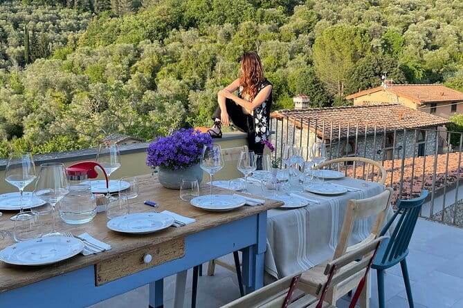 Cooking Class and Lunch at a Tuscan Farmhouse with Local Market Tour from Florence - Cooking class at the farmhouse, bruschetta to pasta to pork