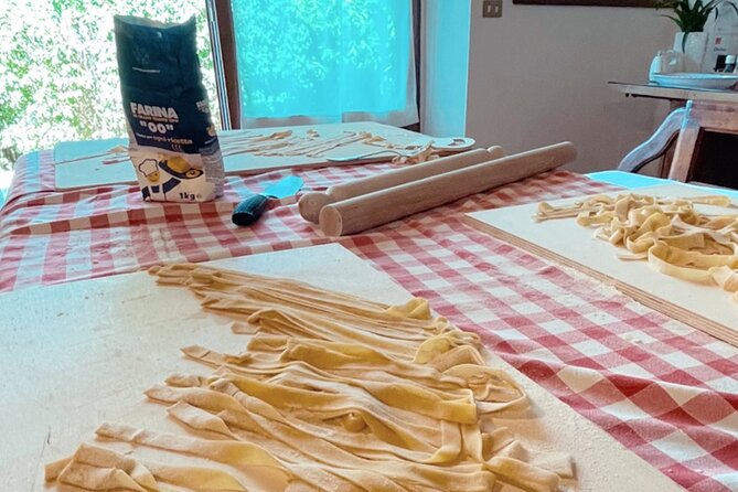 Cooking Class in Tuscany - Transportation and meeting point: make the day easy on yourself