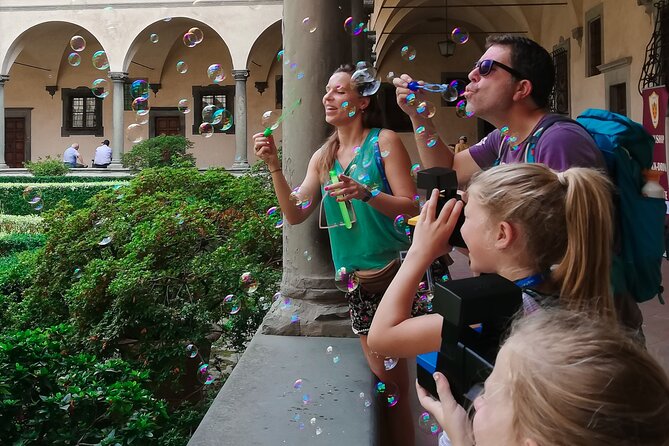 Create Polaroid Memories in Florence: Tour For Families with kids - What You Actually Get: Cameras, Films, and Eight Take-Home Photos