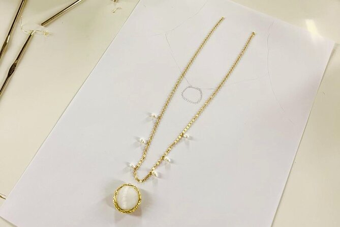 Create your own Jewellery in Florence - Choosing necklace, earrings, or bracelet (and why your choice matters)