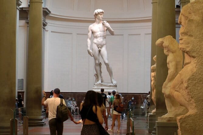 David & Accademia Gallery Florence Private Tour with Local Guide - Michelangelo’s David at 520 cm, and what your guide helps you notice