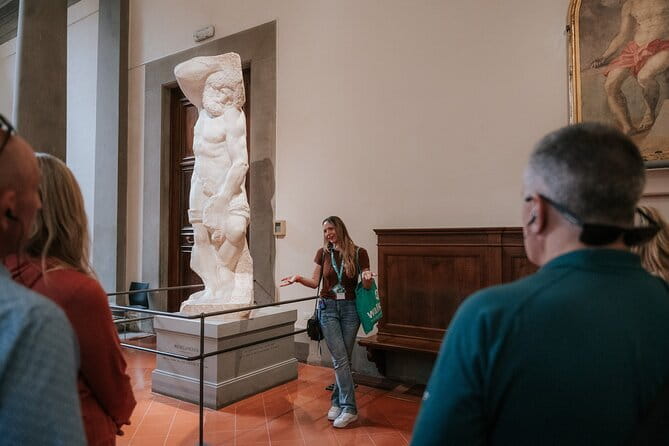 David & Duomo: Accademia & Skip the Line Exclusive Dome Access - Walking Time, Group Size, and What to Pack for a Smooth Morning