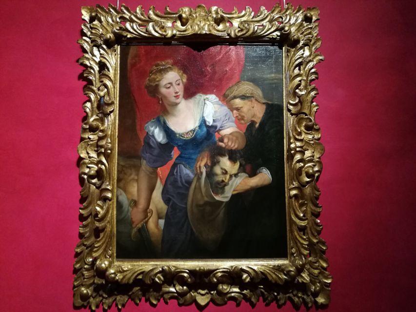 Discover Uffizi and Palazzo Vecchio: Half Day Guided Tour - Palazzo Vecchio: Salone dei 500, Cerca e Trova, and the Medici story