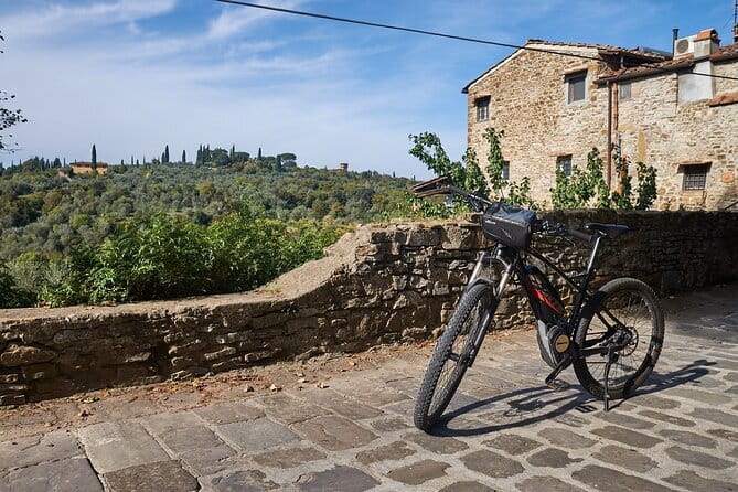 E-bike 2.5 hour Florence & Tuscany With Fresh Olive Oil and Bread - Florence To Tuscan Hills, In One Easy E-Bike Shift