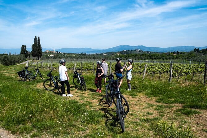 E-bike Tuscany and Chianti Self-Guided Tour with Vineyard Visit - Timing, meeting point, and how not to get stuck at check-in
