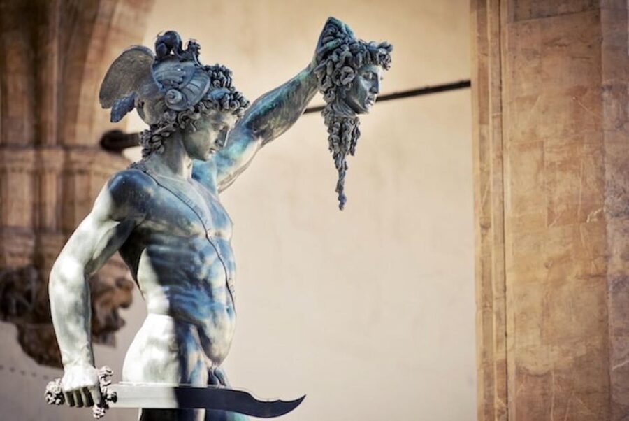 Essential Florence Walking Tour to discover its history - Medieval Florence to Medici Power, the City’s Real Engine