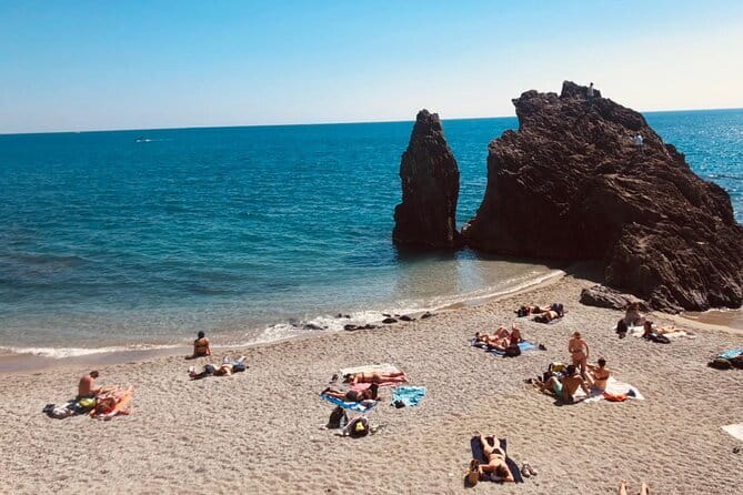 Exclusive Cinque Terre by Ferry with stop in Pisa from Florence - Manarola’s terraces and alleyways you can actually feel