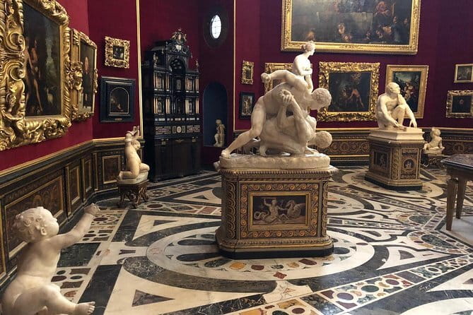 Exclusive Early Morning Uffizi: Semi-Private with Private Option - The Uffizi highlights you will spend your time on