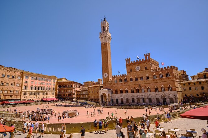 Exclusive Siena and San Gimignano Tour & Chianti Wine Experience - San Gimignano arrival: towers, shopping time, and that postcard view