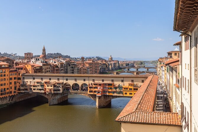 Exclusive Uffizi Gallery and Vasari Corridor Small Group Tour - Inside the Uffizi: how the guide helps you see the art