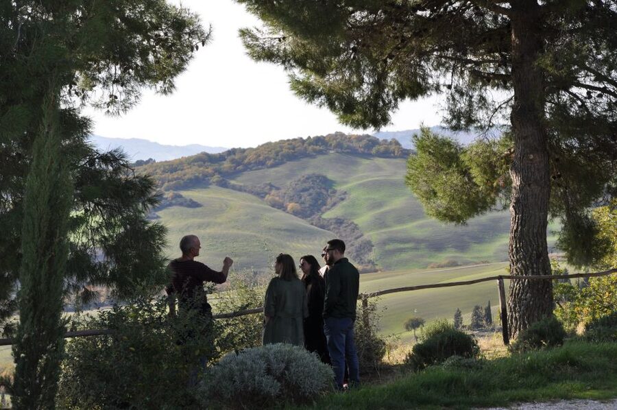 Exclusive Val d’Orcia Full-Day Wine Tour from Florence - Practical Tips for a Comfortable Full-Day Day Trip