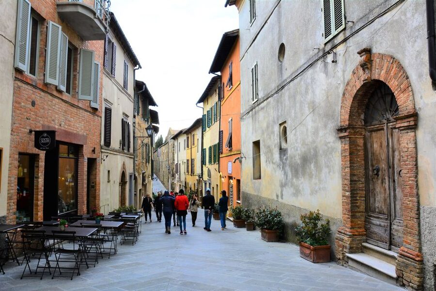 Exclusive Val d’Orcia Full-Day Wine Tour from Florence - How the Certified Sommelier/Guide Improves Everything