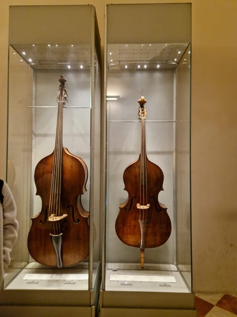 Explore Accademia Gallery on Free Museum Day - Headsets and a 9-person group, built for comfort and clarity