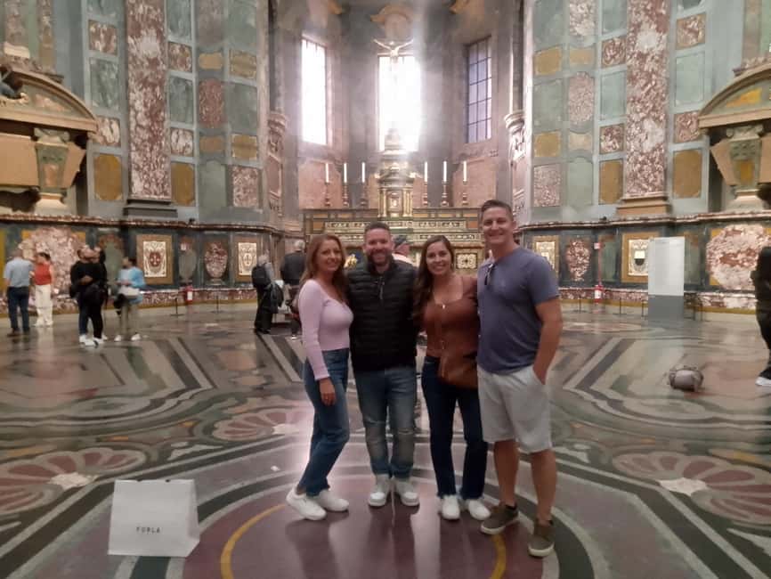 Express Florence and Medici Chapel and Michelangelo Tour - Via Capaccio, the craft market, and the Florence that still works
