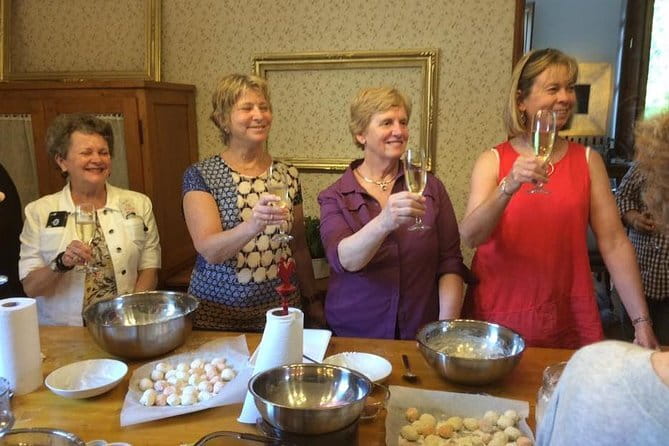 Express Pasta-Making Lesson with Gourmet Dinner - The pasta lesson: dough, shaping, and what you can recreate later