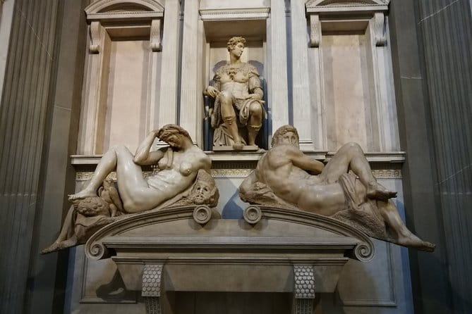 Florence: 1.5 hour Medici Chapels monolingual small-group guided tour - Key takeaways before you go