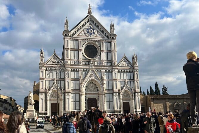 Florence: 1.5-hour Santa Croce Guided Experience - Price and value: is $42 for Santa Croce worth it?