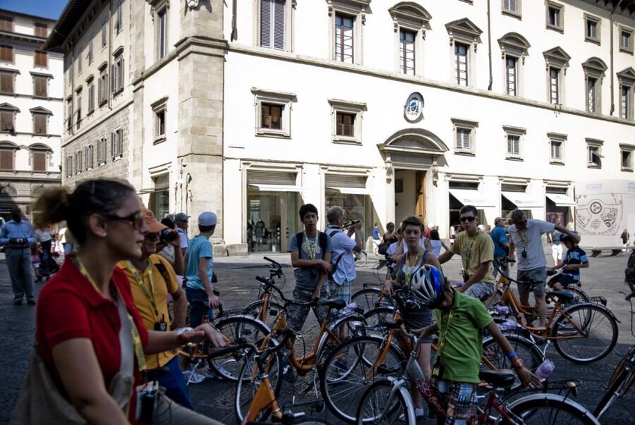 Florence: 2.5 hour Audio Guided Bike Tour led by Tour Leader - Why This Florence Bike Tour Works Better Than a Walking Route