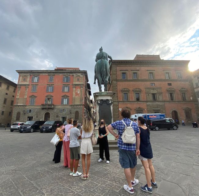 Florence: 2-Hour Esoteric Guided Walking Tour - Ponte Vecchio: the romantic river stop with a darker thread