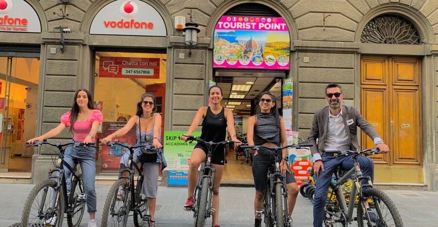 Florence: 2-Hour Guided Sightseeing Bike Tour - Basilica of San Lorenzo to Santa Maria Novella: where the ride starts teaching