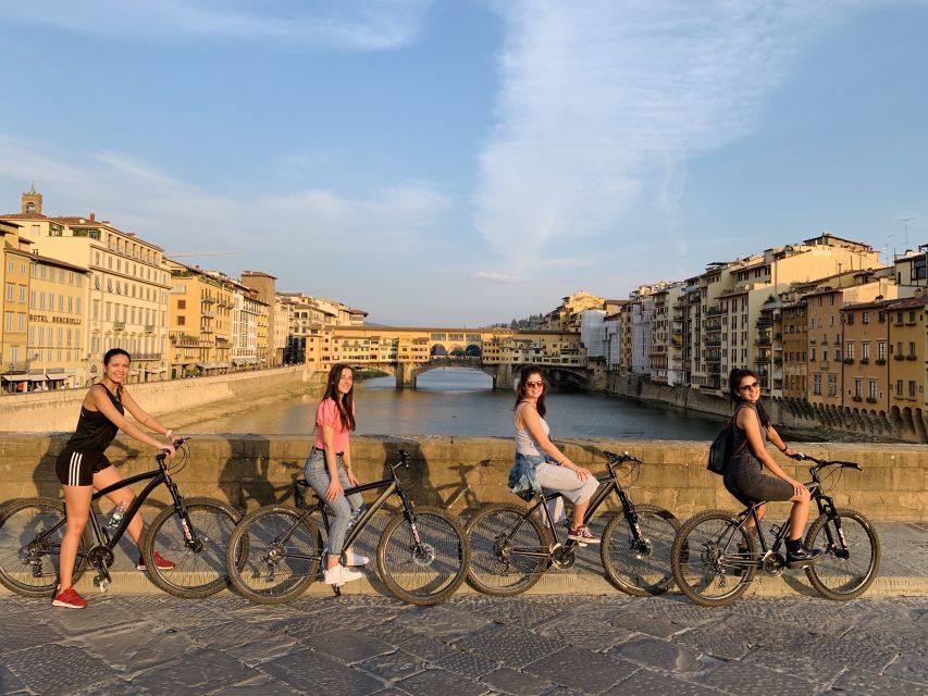 Florence: 2-Hour Guided Sightseeing Bike Tour - The Duomo and Piazza della Repubblica: classic photo stops with context