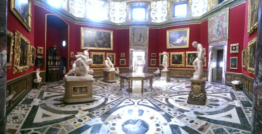 Florence: 4-Hour Private Tour Including Uffizi & Accademia - Price and value for a private group up to 5