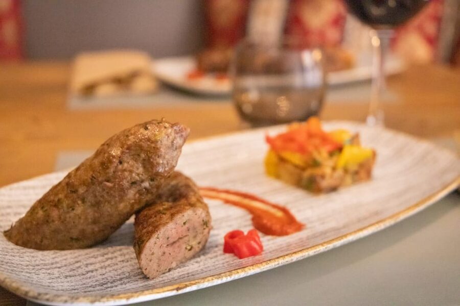 Florence: Armenian Food Experience in Ararat Restaurant - What to expect when you sit down