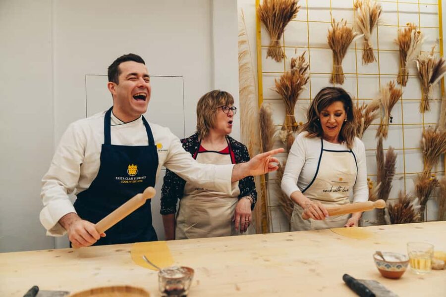 Florence: Art of Pasta Cooking Workshop with Food and Wine - Key things to know before you roll the dough