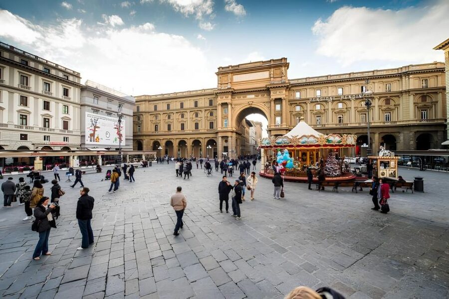 Florence: Audio Guided Walking Tour led by Tour Leader - Key highlights worth your attention