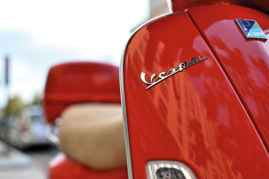 Florence/Badesse: Tuscany Group Vespa Tour with Wine Tasting - Meeting in Badesse and Getting Set Up at Villa Costanza