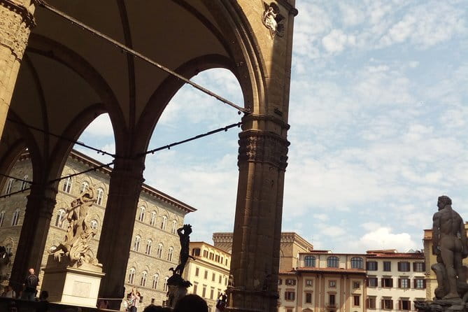 Florence: Best Of - with Tour Leader & Multilingual Audio Guide - Start at Piazza di Madonna degli Aldobrandini, Then Get Oriented by Walking the Center