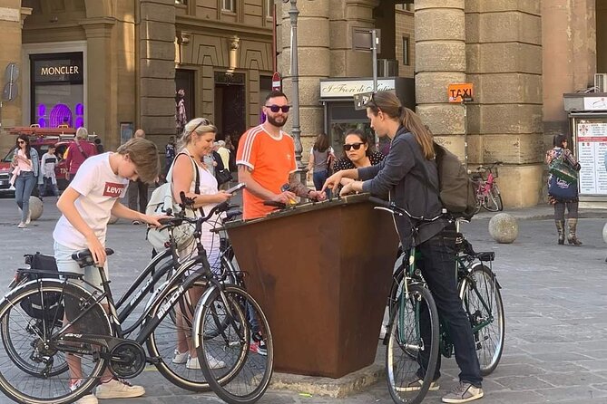Florence by Bike: A Guided Tour of the City’s Highlights - Getting started at Via Camillo Cavour, 21R