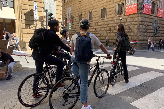 Florence by Bike: A Guided Tour of the City’s Highlights - How the ride feels: easy cycling, safe stops, real street smarts